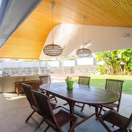 Luna De Mar - Beachside Bliss With Pool וילה