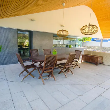 Luna De Mar - Beachside Bliss With Pool *